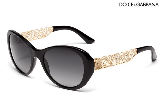 Ochelari de Soare Dolce Gabbana cu brate dantelate si floare