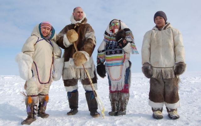 inuitii de azi